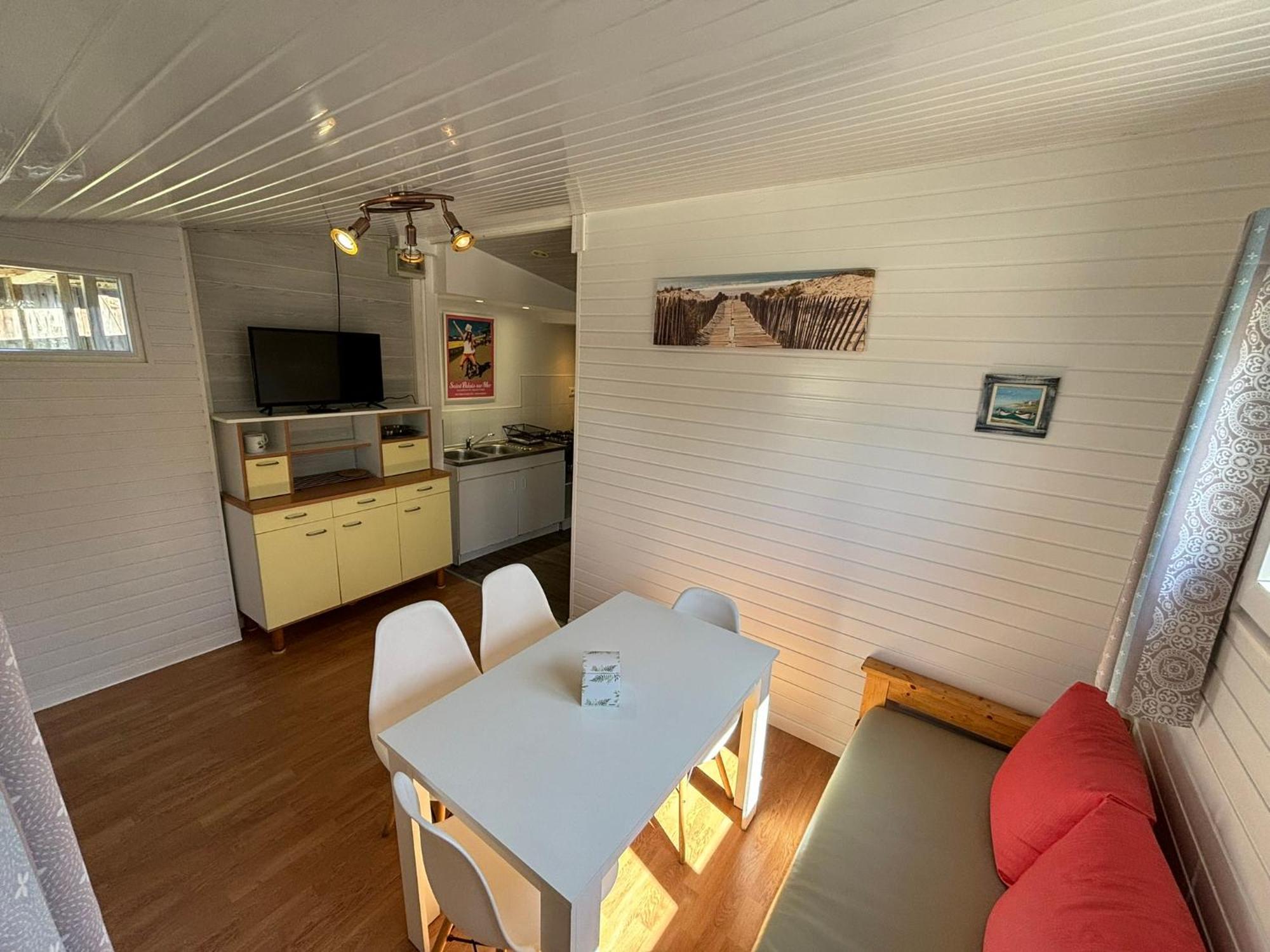 Camping Le Repos Saint-Palais-sur-Mer Luaran gambar